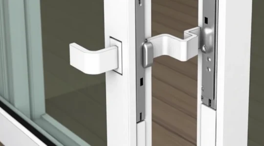 que-faire-quand-une-baie-vitree-grince-avec-le-vent